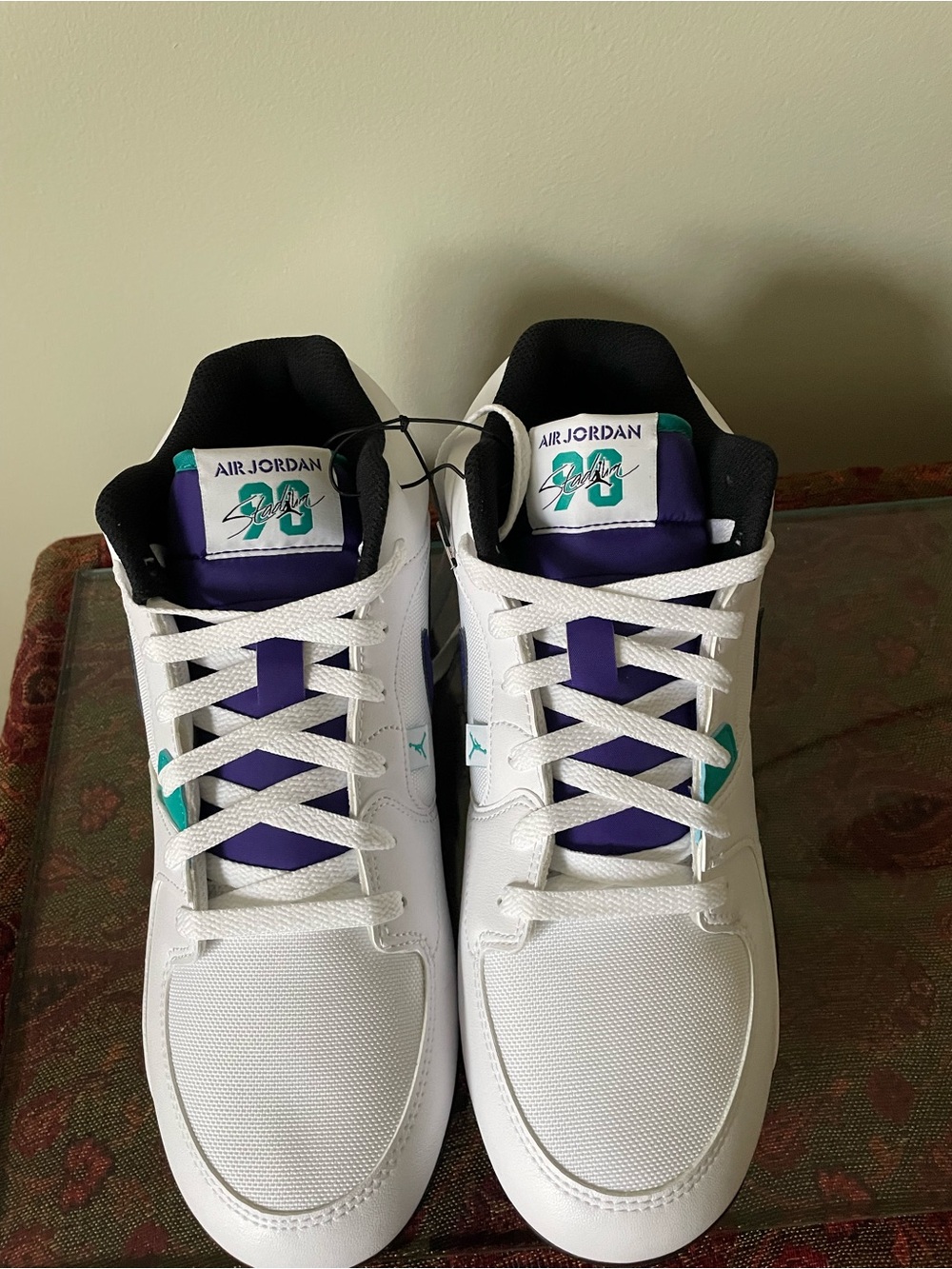 Nike Men’s Jordan Stadium 90 Baseball Cleats with Purple & Teal Accents 11.5 NWT - Picture 4 of 5